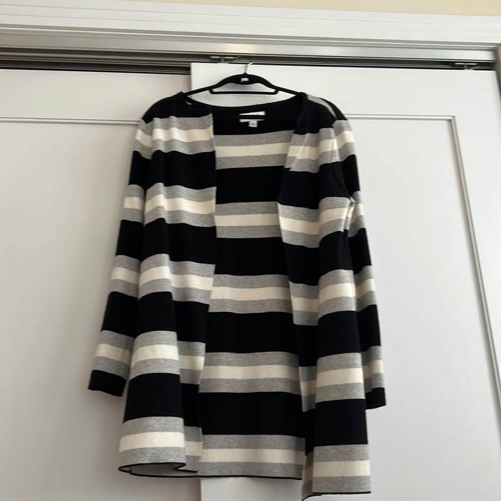 Elle Size Medium Cardigan